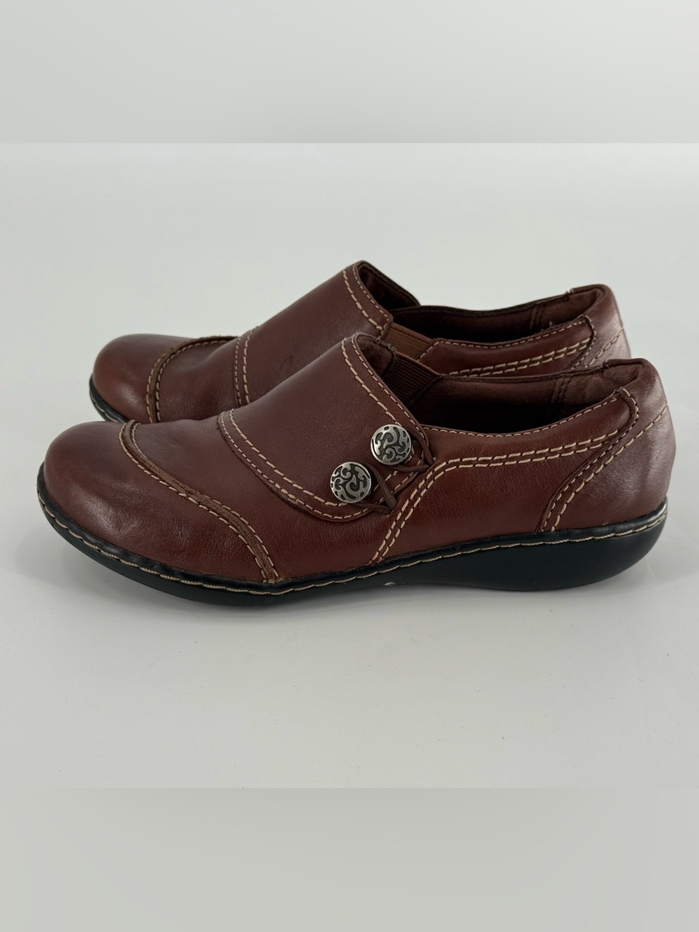 CLARKS ASHLAND ALPINE WOMEN’S SLIP-ON SHOES 6 Brown